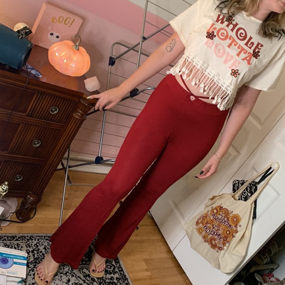 SHEIN Pants - SHEIN Medium Maroon Flare Leggings